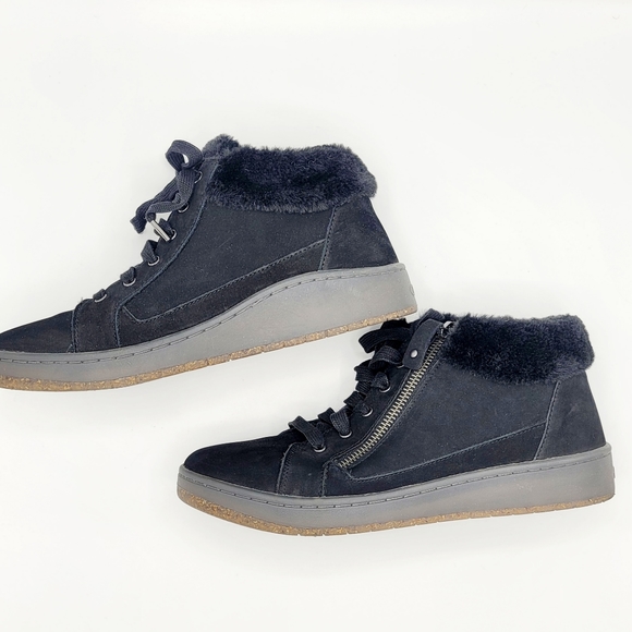 Aetrex sneakers - Picture 3 of 12